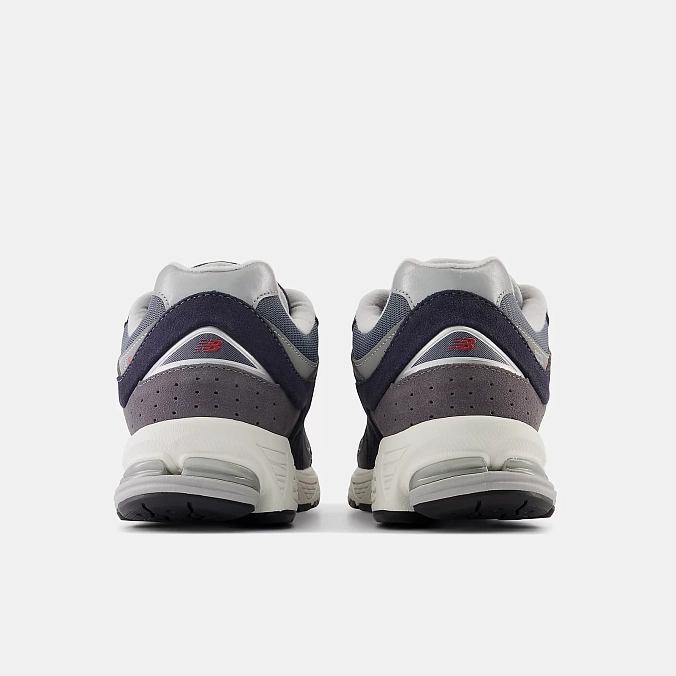 Кроссовки мужские New Balance 2002R M2002RSF
