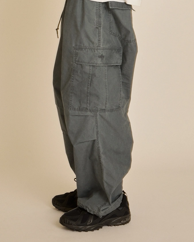 Брюки Obey Giant Parachute Cargo